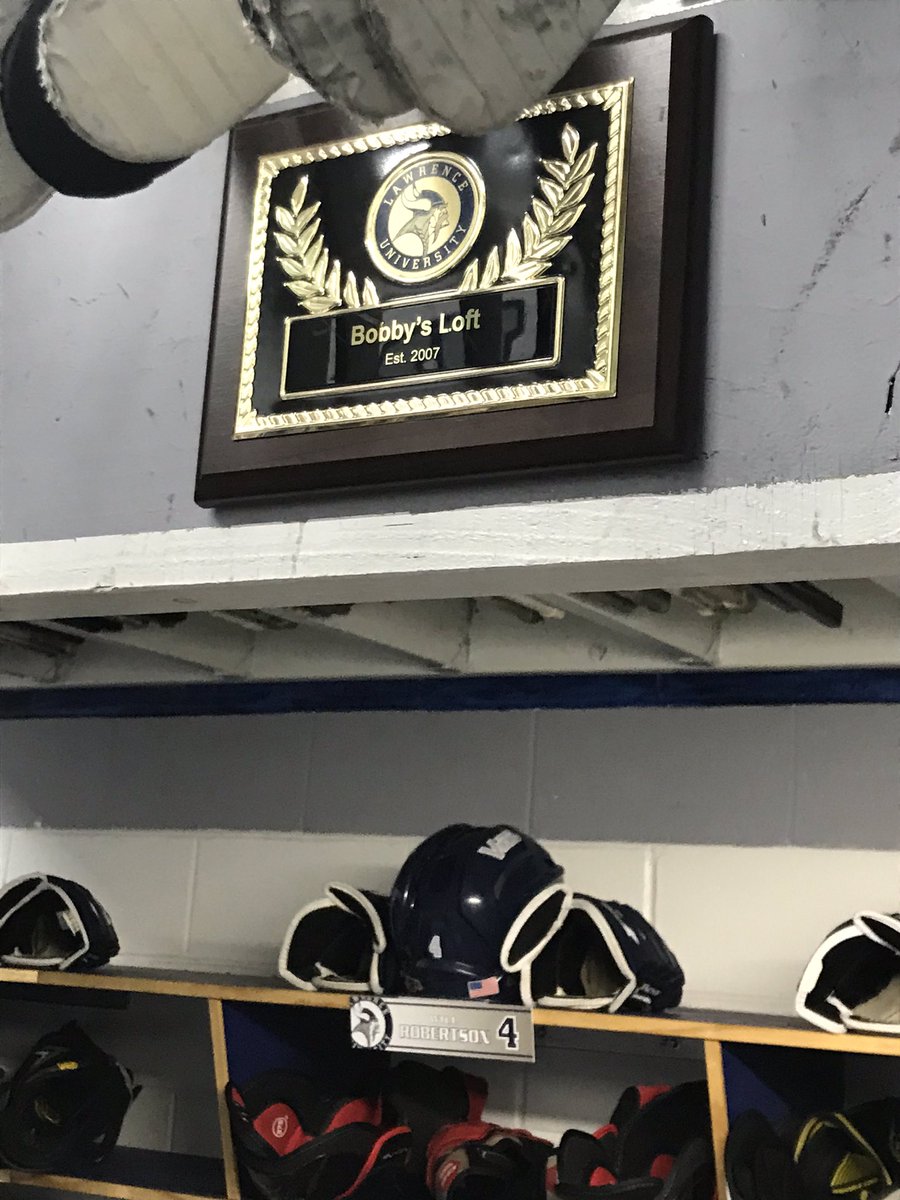 MikeScud35's tweet photo. Special night in program history as @LUVikingsHockey takes on @LFCPuck at 7pm ... May very well be the last time we use this room on game day. It’s been our home for over 20 years - and has been a part of some great memories. #PridePassionPurpose #onemorememory https://t.co/voL9nPTgdZ
