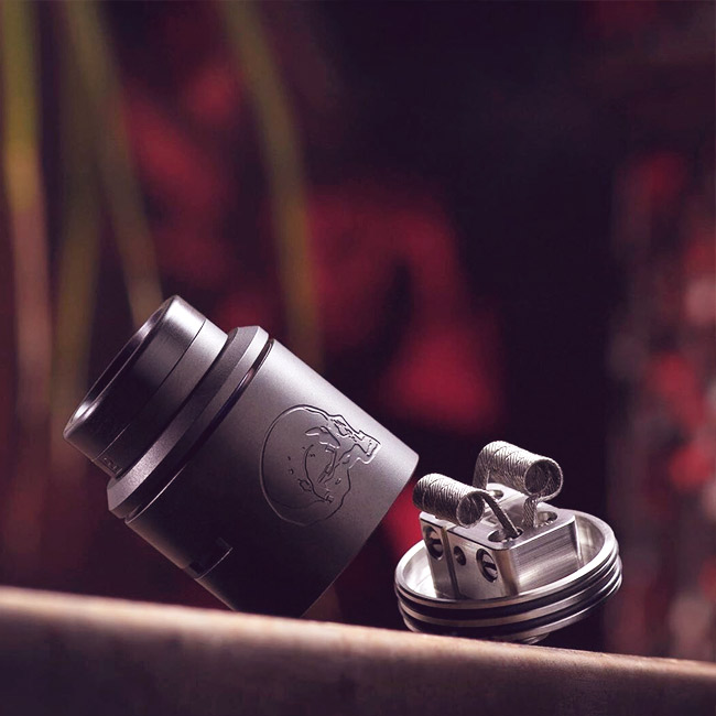 C2MNT Rda By District 5ive. If you thought the 1st one was impressive, the V2 is even better! 😃

superiorvapour.com/collections/ne…