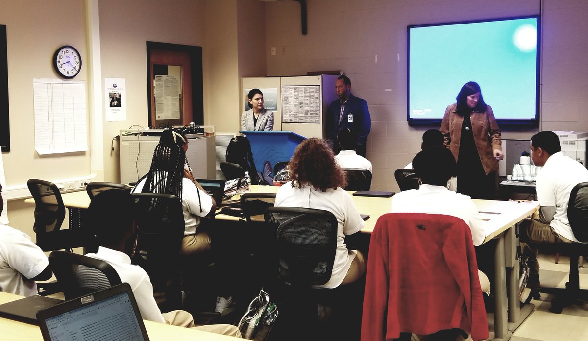 Astellas Pharma Visits Business Class at SAMSB