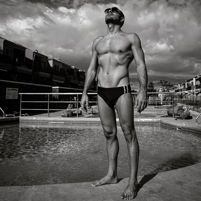 Black cloudy on my back but me I m always looking for the sun😉 @Danikamoritube photo #stevemori #FridayFeeling<a href="/tag/fridayfeeling"class="tags"><span>#fridayfeeling</span></a><a href="/tag/fridaymotivation"class="tags"><span>#fridaymotivation</span></a><a href="/tag/fridayvibes"class="tags"><span>#fridayvibes</span></a>