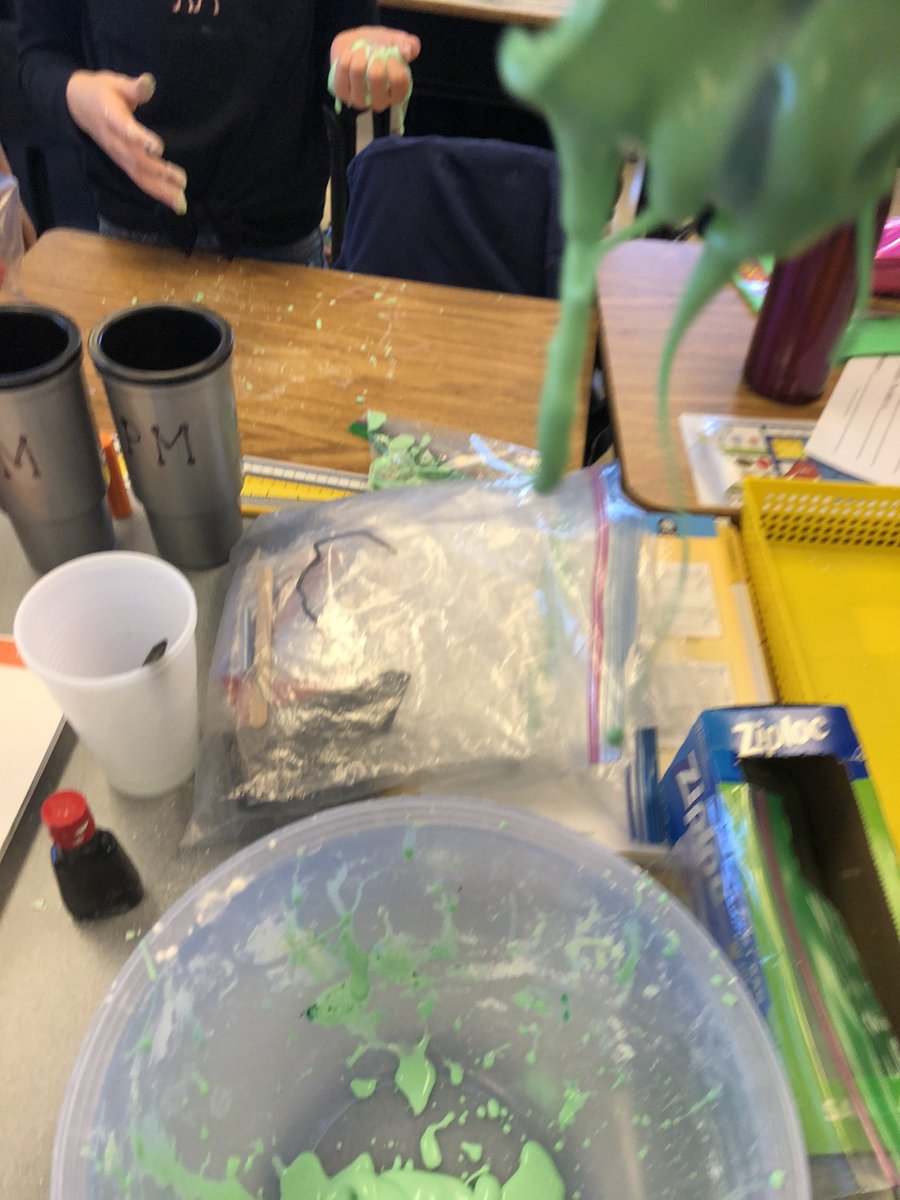 ValentineGO2's tweet photo. Is Oobleck a solid? Liquid? Today we found out it’s both!!! #makingsciencefun @GlenOaksNPD117 https://t.co/tJs2ySmMnF