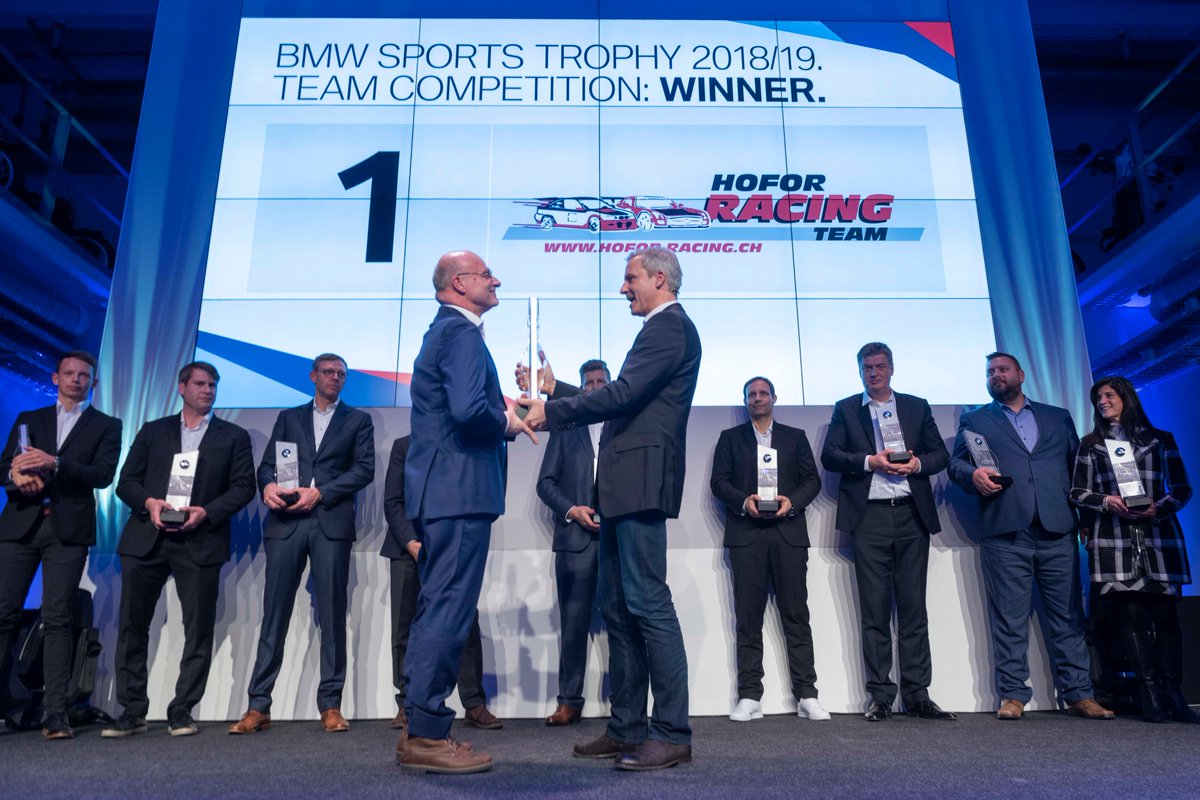 BMWMotorsport's tweet photo. Trophy handover: #HoforRacing with the #trophy for the best #BMWSportsTrophy Team 2019. Congratulations!
#BMWMCustomerRacing #NightOfTrophies @BMW_Classic @HoforRacing #RACETHELIMIT #BMWSportsTrophy2019 https://t.co/LUjNaMxquQ