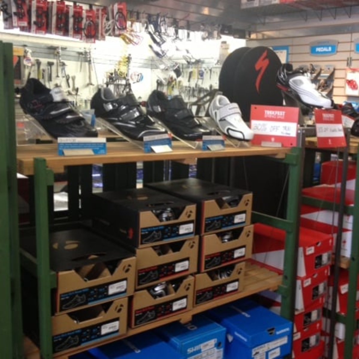 BikeBarnPhoenix's tweet photo. We've got the perfect gifts for all the cyclists in your life. https://t.co/yWG3ALz0Xs