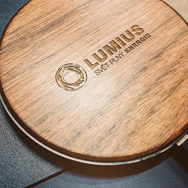 REEDDesignInc's tweet photo. Laser engraving / for our cutomer / wireless charger
#czech  #heart #of #love #logotype #power #shopping #skincare #market #sport #beauty #reeddesigninc #michalcastek #designer #laser #music #wood #style #skincare #relax #shop #vinyl #nature #diet #layout #fitness #design #g… https://t.co/TwvwtNbFV3