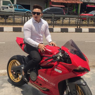 mrukhaini's tweet photo. #NewProfilePic https://t.co/svHSawlmxh