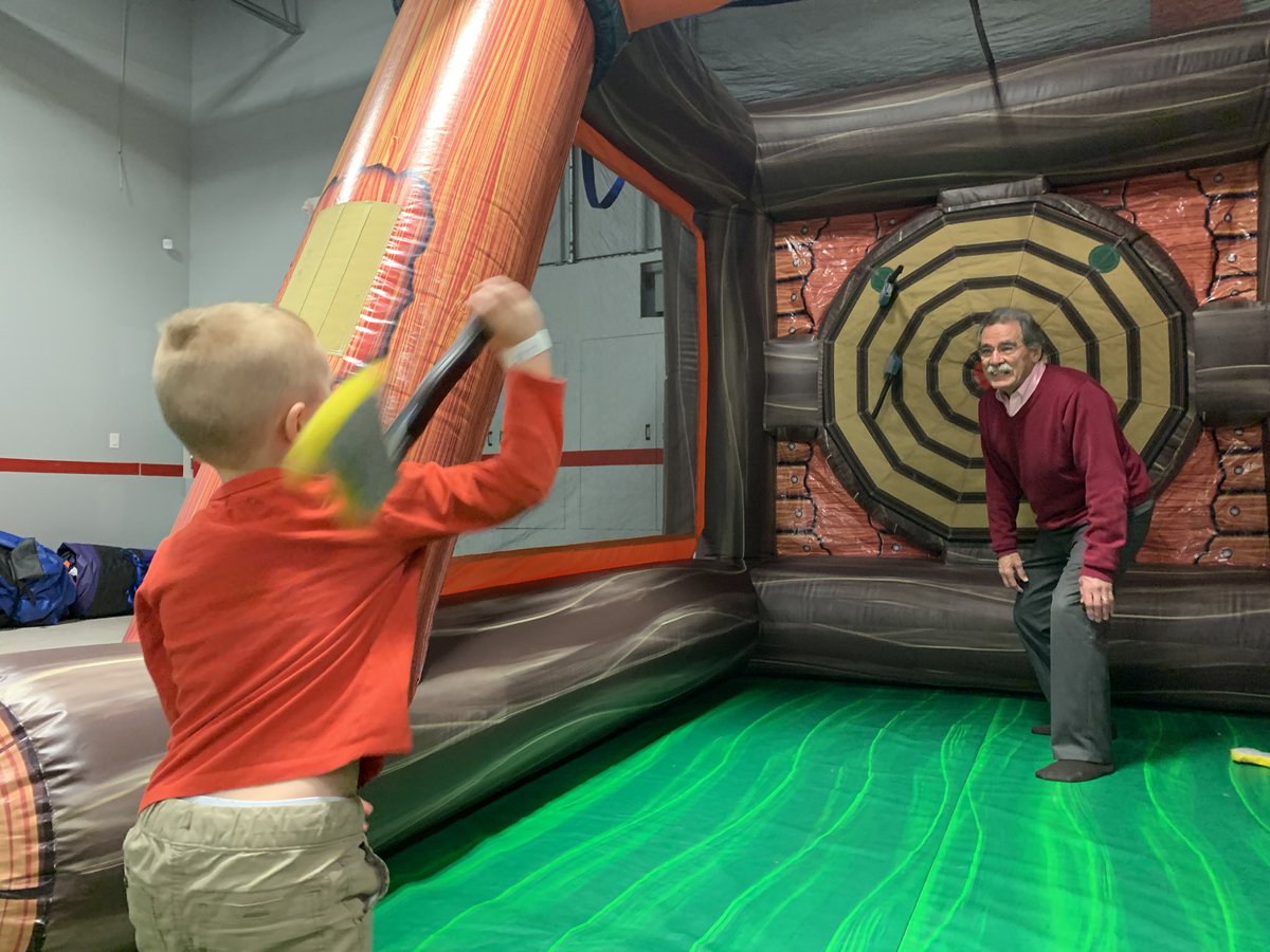 LindsayDMorey's tweet image. Bouncin’ Around holds grand opening at #55 100 Broadview Drive. New brick and mortar shop, but business has operated at many festivals and events across Alberta for years. Inventory of about 30 inflatables that will be switched in and out to offer kids variety. #strathco #shpk