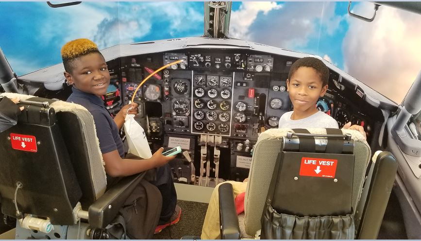 FLLFlyer's tweet photo. It's just "plane" fun today, &amp; educational too as dozens of #SouthFlorida students get a chance to learn about #FLL &amp; #aviation career paths/opportunities on #SchoolDay of @CityofMiramar's 3rd Annual #MayorWayneMessam #AviationExpo, #MiramarRegionalPark #TeamBCAD  @BrowardCounty https://t.co/Nms4HEdEu9