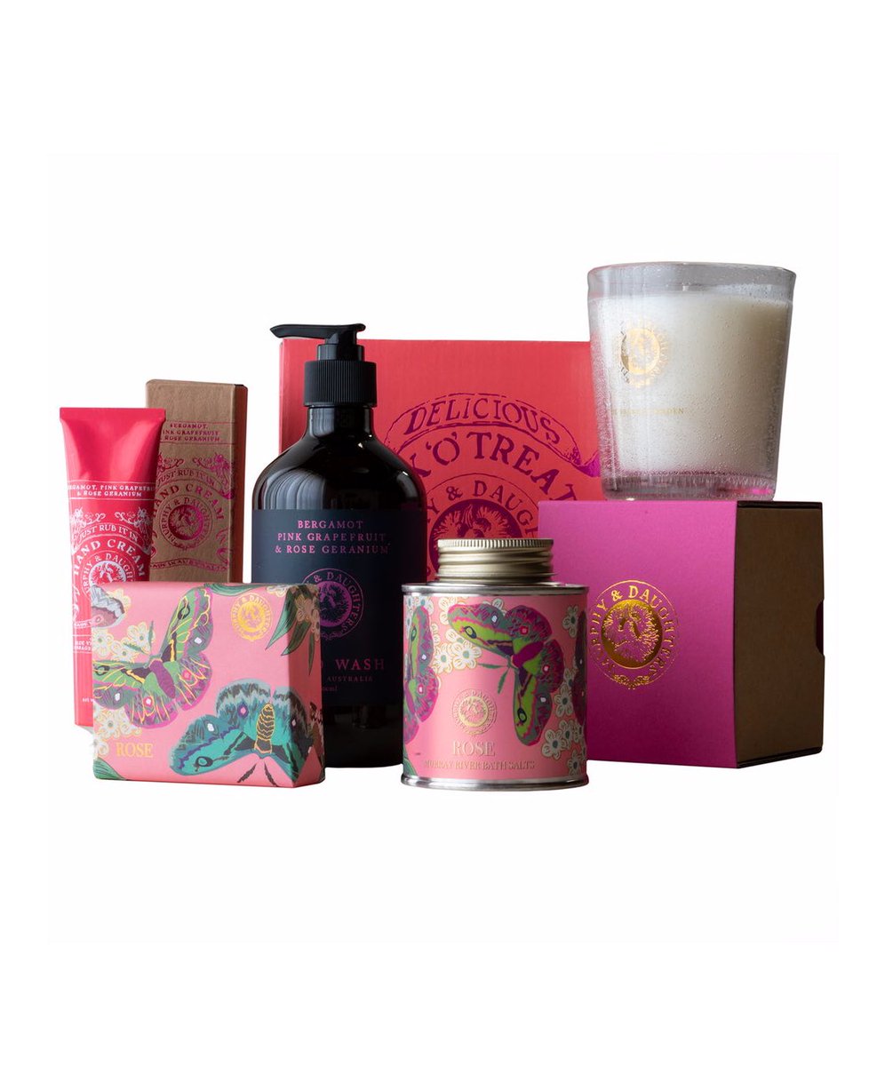 ✨12 Days of Christmas, Day 7✨

Today’s flash giveaway is the Box O’Treats pamper pack from Murphy &amp; Daughters valued at $140.

There’s no time to waste, enter now on our Instagram account >> instagram.com/stylecuratorau/

Competition closes midnight TONIGHT!

#giveaway #competition