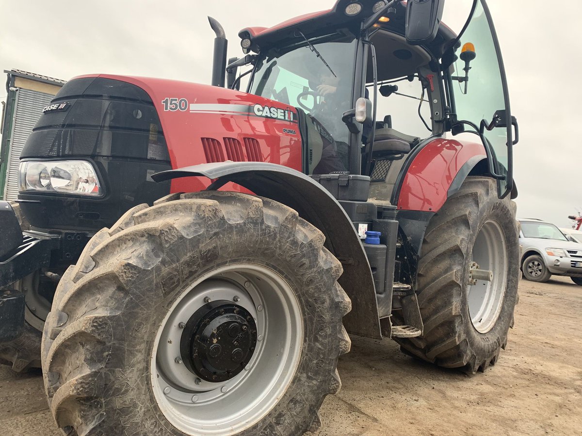 Vantage_Ire's tweet photo. CASE PUMA 150 fitted with our @trimbleag GFX 750. #farming #farm365 #PercisionWithPurpose https://t.co/p6U6PVfxnB