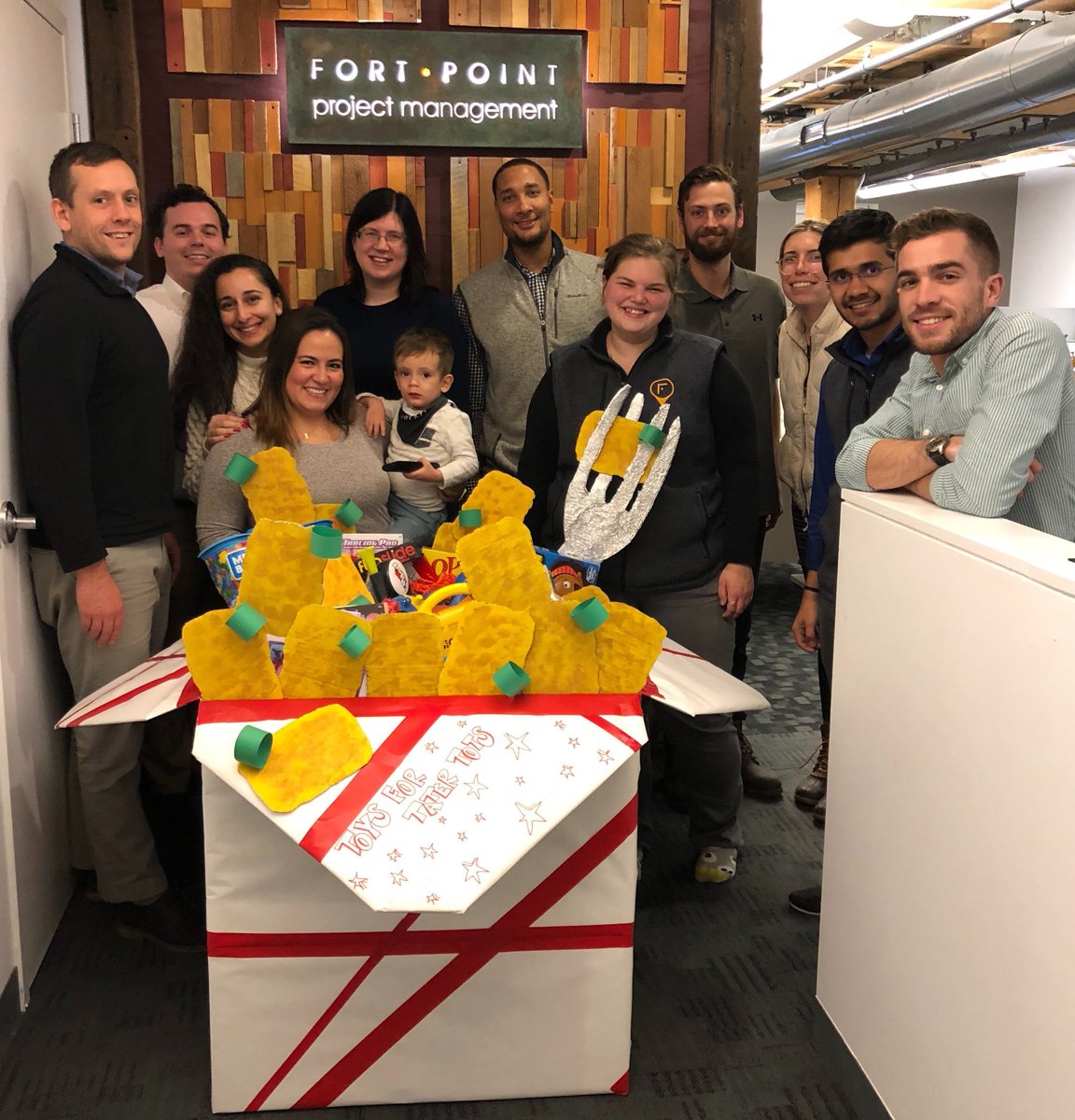 Our team was proud to participate in this week's <a href="/ToysForTots_USA/">Toys for Tots</a>  Toy Drive and Design Competition with their tater tot inspired toy box submission. Thank you @UOIBoston and <a href="/Allsteel/">Allsteel</a> for organizing this annual event for a great cause!