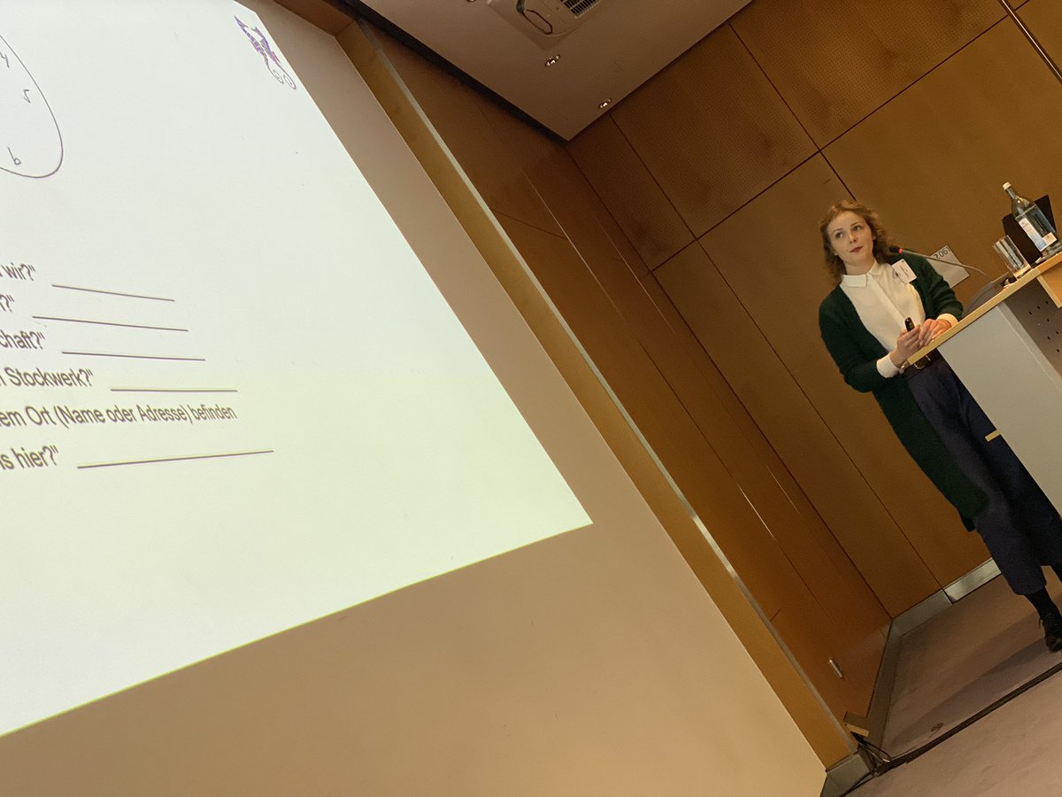 carstenfinke's tweet image. And two excellent talks WITH BEAMER by @SophiaRekers on #spatialnavigation and @Josephine_Heine on long-term cognitive deficits in #NMDARencephalitis