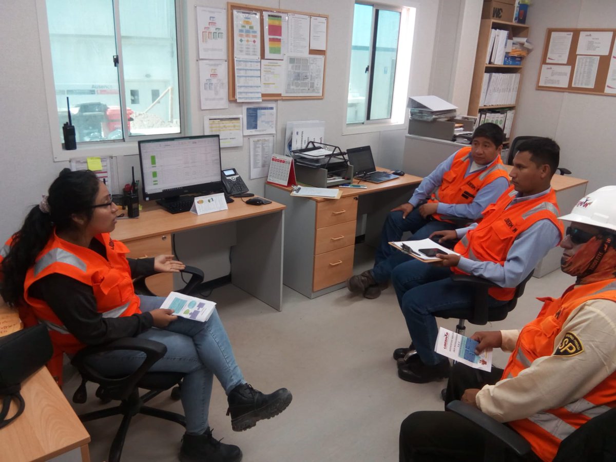 jennifer718403's tweet photo. Continuamos con las visitas de Bienestar Social Social, esta vez en Marcobre. 100% operativas. @ClaudiaPuigC @BrendaMiluska86 @LidermanOficial @LidermanMinas @LidermanPlay @MartinUcedaA @FelixRivasLope2 https://t.co/CbPaOX87yf
