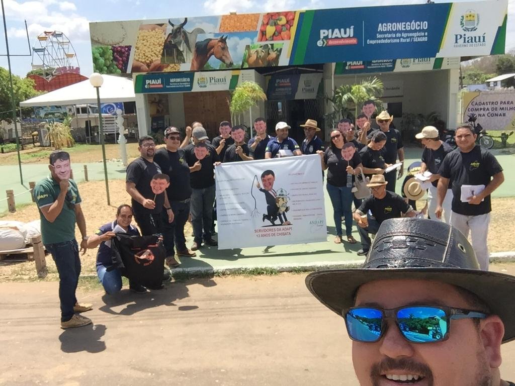 AsdapiS's tweet photo. Governador a ADAPI  e seus funcionários pedem socorro...#planodecargoecarreirajá #promoçõeseprogressõesjá @wdiaspi @GovernodoPi @cidadeverde @g1piaui @tvantena10 https://t.co/8j999tJ4M8