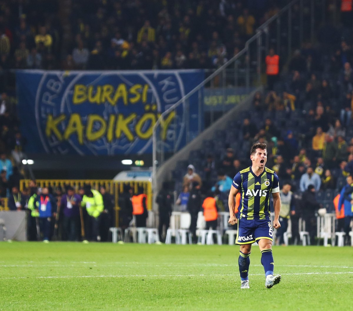 Fenerbahce's tweet photo. K A P T A N! 👊 https://t.co/rezwKBzQV8