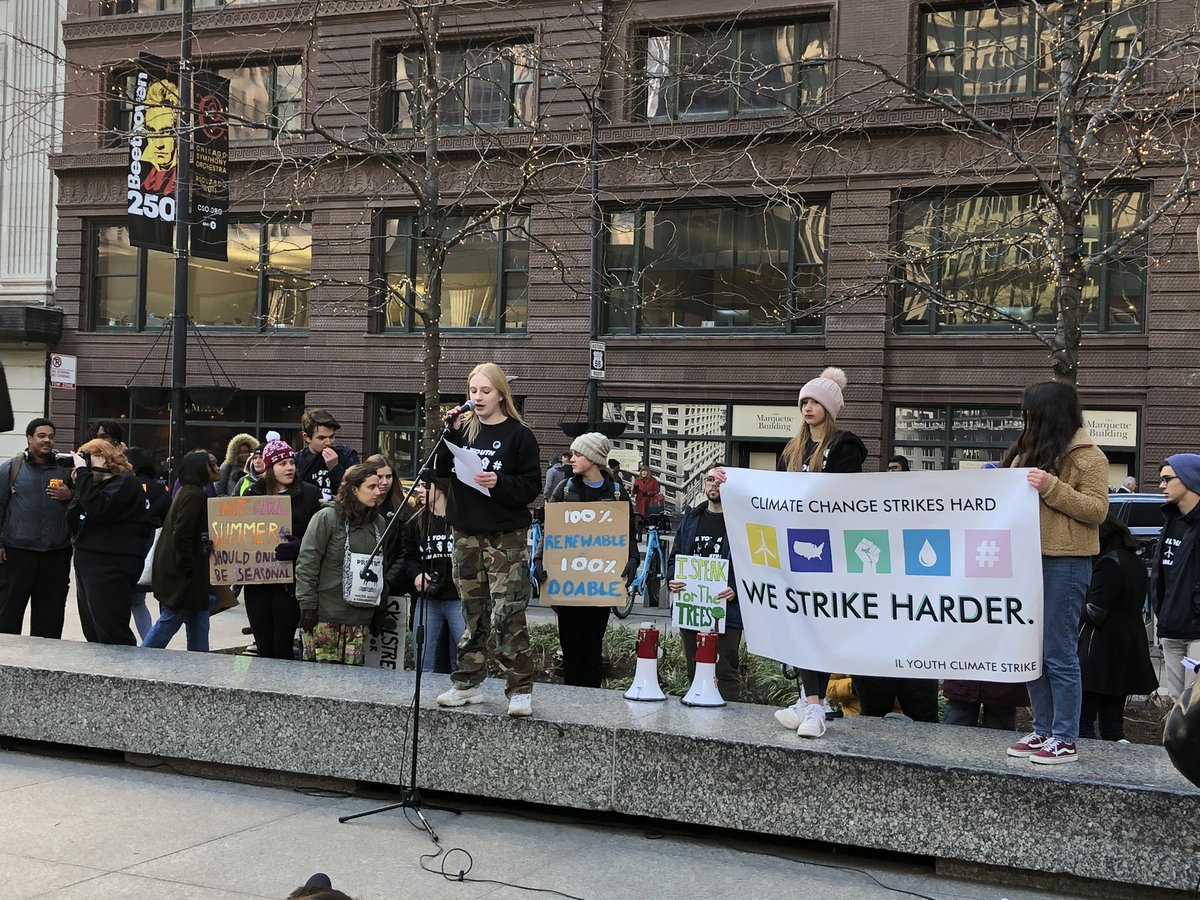 JenNelson6's tweet photo. @ilenviro Proud to march with Illinois Youth Strike for Climate in Chicago today. Then walked from Federal Plaza to the IEC Annual Meeting. From protest to policy! @Strike4Youth @SevenGensAhead https://t.co/AF0ZStDHJQ