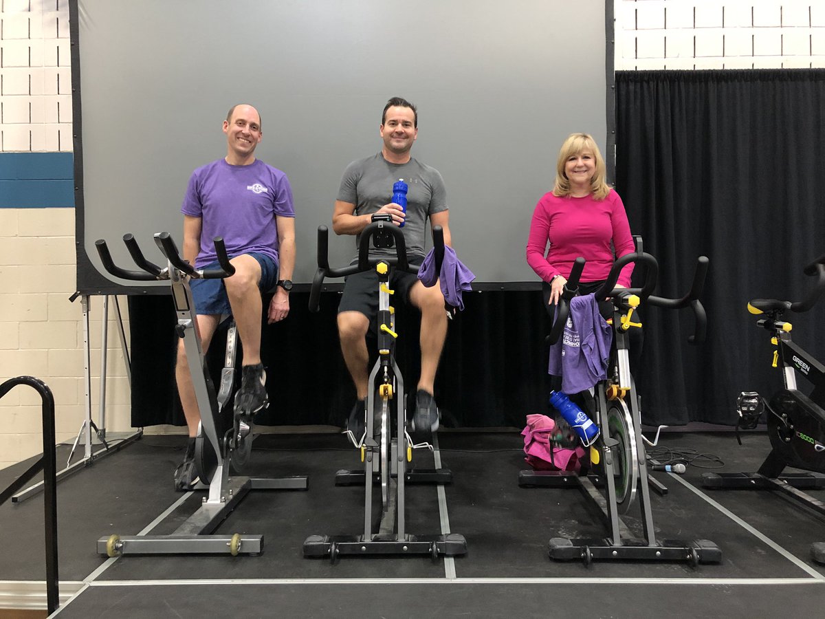 DellaMurphyRus's tweet photo. Biking with my colleagues Josh and Nate at Hunting Hills High School  Bike-a-thon! Students, staff, and community members raise awareness and $32,000 during this fantastic 24 hour event! @rdpschools @HHHSrdpsd @HHHSBikeathon @DellaMurphyRus https://t.co/Pm1hOcOdaJ