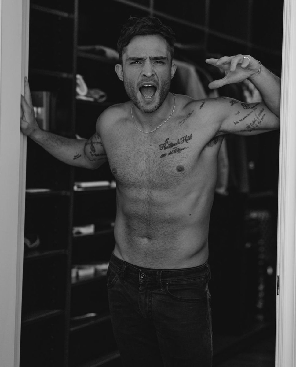 EdWestwick's tweet photo. When you just don’t have anything to wear 😭 lol 📷: @sarakiesling https://t.co/aFRN8lZMtD