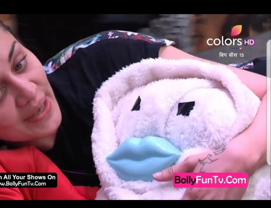 It_is_nishant_'s tweet image. Mahi ki bua ki mst mimicry ki @shehnaazshine  ne🤣😂
It was really entrtaing keep it up
Or bano bua prfct rply givn by @shehnaazshine
#IStandByShehnaaz sid handled mahira by asking her to lve the convrsatn nd cme inside
#KeepGoingSidharthShukla 
@RealVinduSingh 
@sidharth_shukla