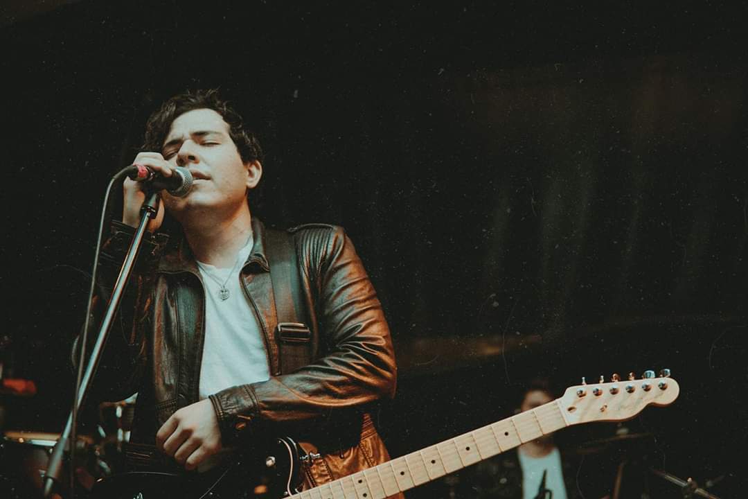 InsidioBand's tweet photo. Les tenemos una sorpresa y algunas fechas antes de cerrar 2019 🎅 https://t.co/rbFspgMt5J