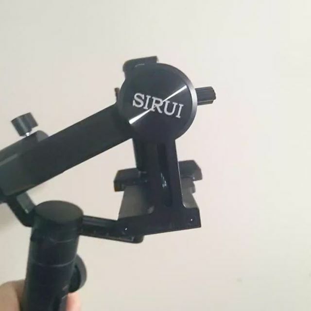 Swizzlerz's tweet image. My new toy #Sirui #SwiftP1 #gimbal #stabilizer ift.tt/2RrkIv3