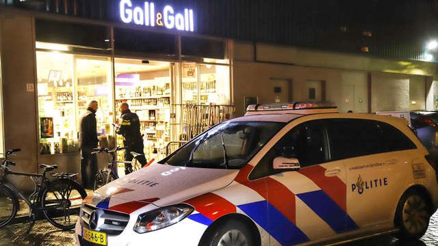Gewapende overval op slijterij Geleen -.
