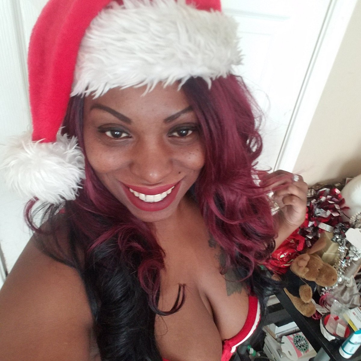 Only1NadiaLuv's tweet photo. Who's Ready For Santa?
#assworsip #BigCockBully #FridayVibes #cashcow #ebonydoms #Christmas
https://t.co/aYDYu5uhPB https://t.co/4Lyj1PlWz2