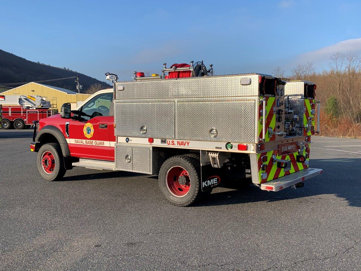 KMEFire's tweet photo. #KME’s Skid Unit is headed to the US Navy in Guam. Designed with maximum storage space plus universal options, KME is prepared to equip your rig to be the perfect addition to your fleet. 300 water/Darley 1-1/2AGE-24K pump
#kmepride #kmestrong #kmefireapparatus #kmeworks4u https://t.co/KS31549MlI