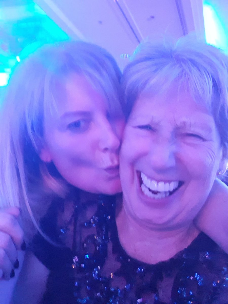 GeorgeWhittle01's tweet photo. #PDawards19 #no5dentalcare https://t.co/IBol8TgvOR