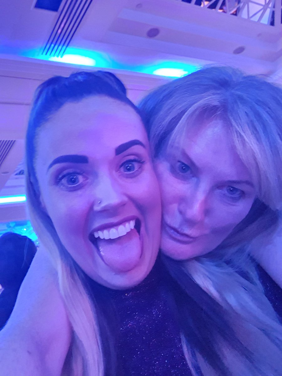 GeorgeWhittle01's tweet photo. #PDawards19 #no5dentalcare https://t.co/W5KqsfcJ9x