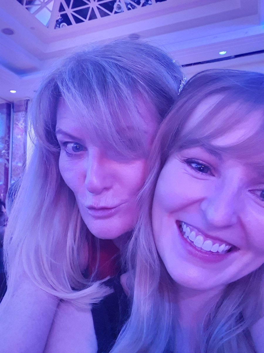 GeorgeWhittle01's tweet photo. #PDawards19 #no5dentalcare https://t.co/XFEk89OULa
