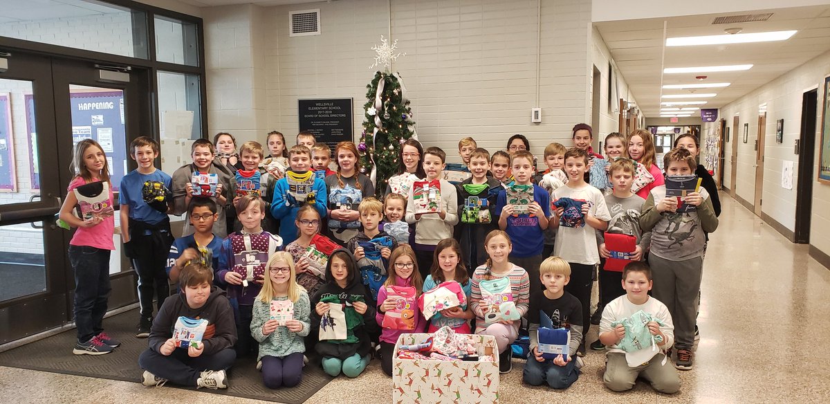 kkrosenberry13's tweet photo. Fourth and fifth graders at WES collected pajamas to donate to Scholastic's Pajama Drive. We collected 85 pairs of brand new PJs. They will be delivered and distributed locally!  Way to go WES!  #Driven2Succeed #TeamNorthern #Givingback #Kindnessiscool https://t.co/vdiiHALkQA