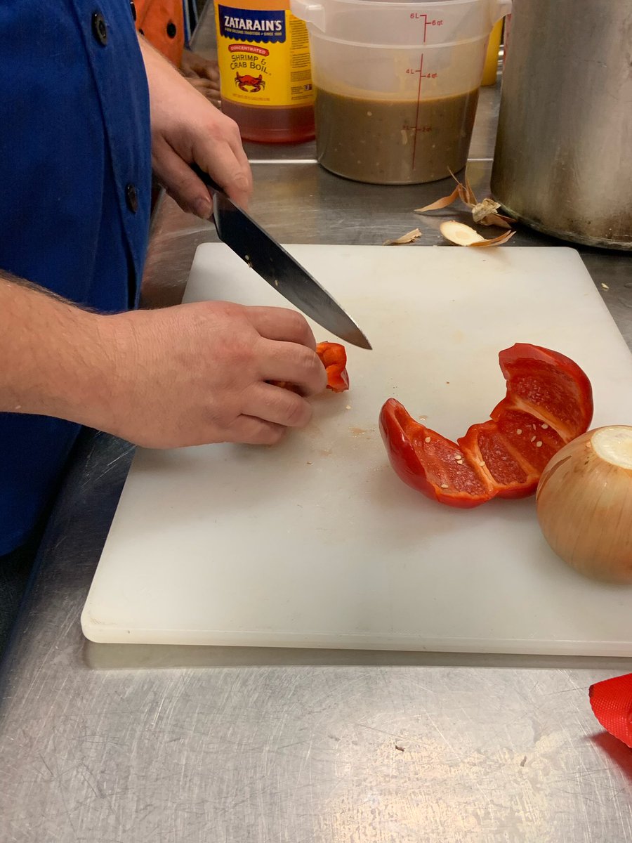 BHS_Culinary's tweet photo. We had a wonderful day learning how to make jambalaya today. Such a great way to stay warm!🌶🔥 https://t.co/wj3DyFEdCc