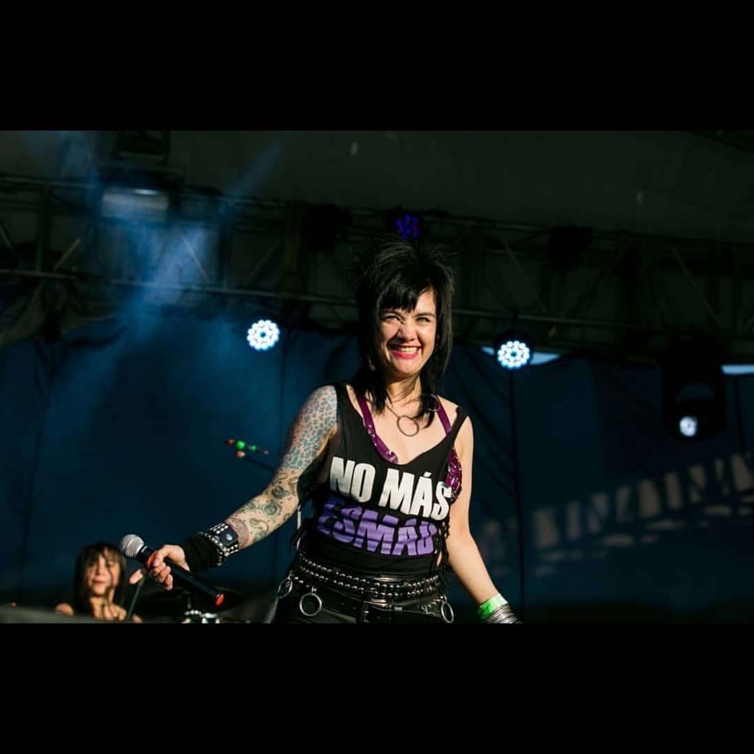 AutopistaRock's tweet photo. En la tarima @laspoker 🍺🍻 Estas señoritas después de su gran presentación en México, lo están entregando todo aquí en el #knotfestcolombia 🇨🇴🤘💪
Foto📸 de #DavidMicolta
Un evento @ParamoPresenta https://t.co/gCsb8JNKYx
