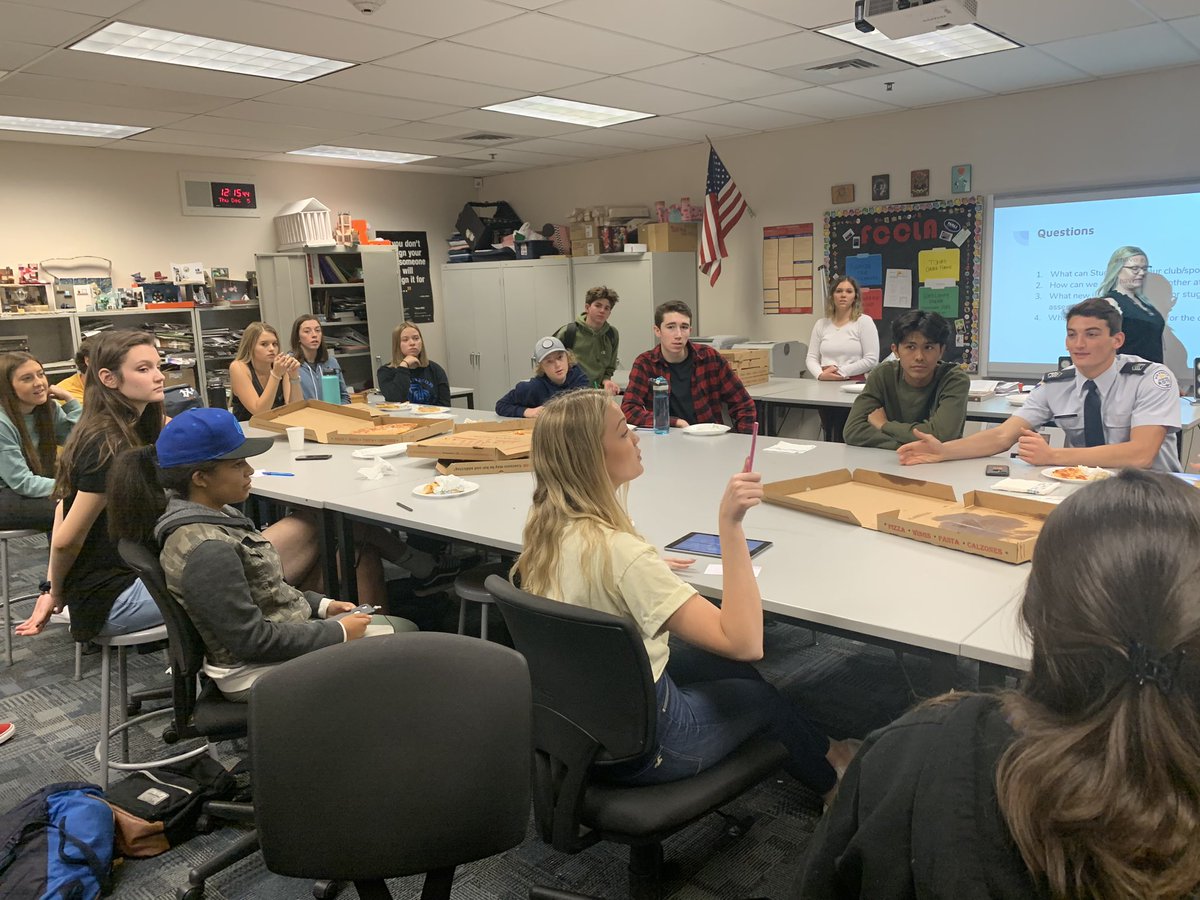 SDOHS CHOIR tweet media