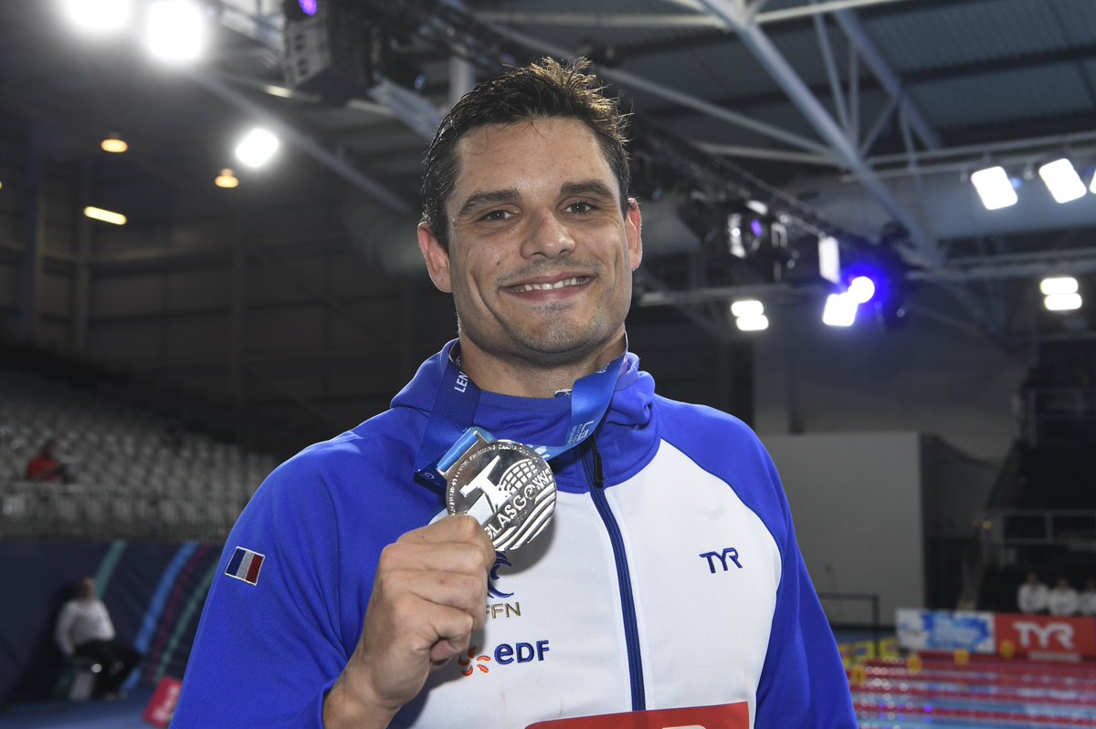 #Glasgow2019 🏊🏼‍♀️🏊🏼‍♂️
La médaille d’argent et le sourire de Florent Manaudou, vice-champion d’Europe du 50m nage libre 🥈 Bravo Florent 👏🏼
📸KMSP/S.KEMPINAIRE 
#TeamFrance #TeamFFN #Euro2019