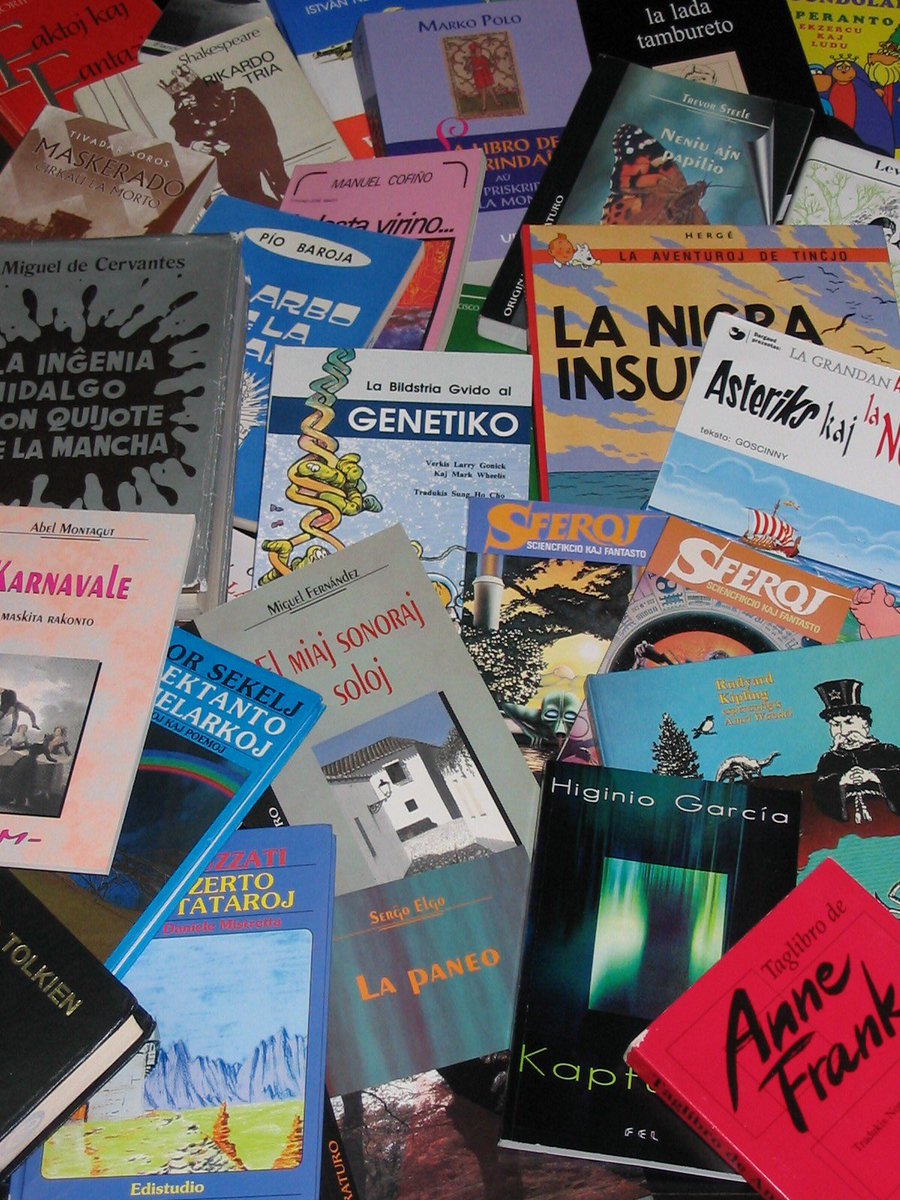 periodistaMN's tweet photo. ¡Anótate , participa y gana !
 #DESTLV Y #RadioVibrante  te obsequia libros  #Fil y pases #ManuelJose 
Asiste a   #TeatroGalerias TENEMOS PASES PARA TI anotándote en el post y también tenemos libros desde la fil 
—————
Escucha #RadioVibrante sábados de 3/4 de la tarde @dk1250AM https://t.co/TWw5x4jLGK