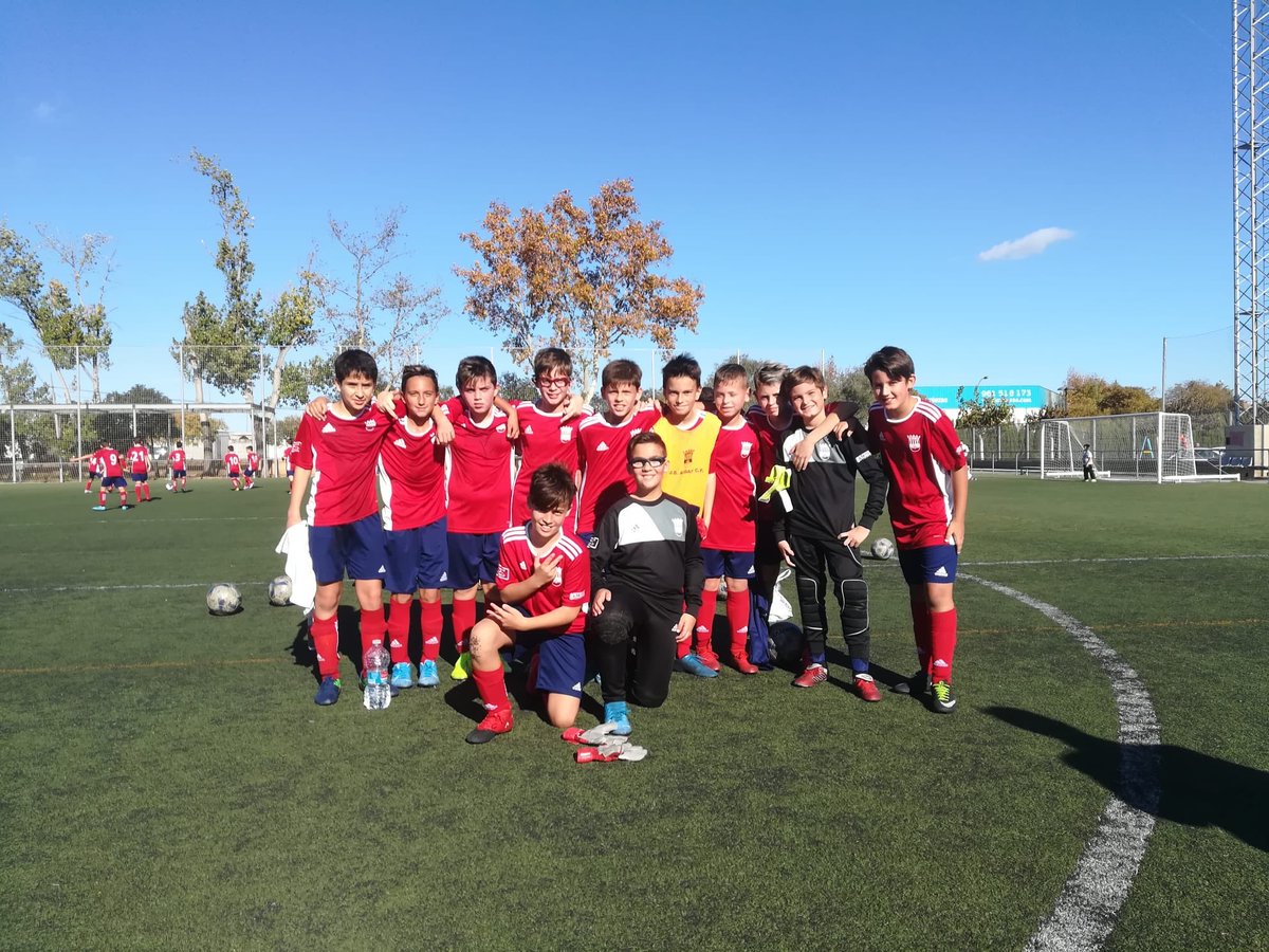 UDAldaiaCF_Base's tweet image. Empate a 2 del Alevín A #rojito remontando un 0-2. Reacción brillante de #laUD 👏🏻👏🏻👏🏻que estuvo a punto de ganar en los últimos minutos #rojitos #uniondeportiva 🔴🔴🔵⚽️