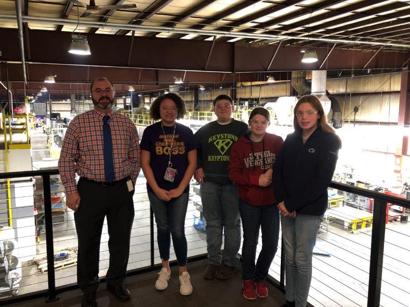 wscmwc's tweet photo. The @wscmwc teams were busy filming this week at their featured manufacturers! We tagged along with the team from Jamestown Area School District who began their filming at Select Metal Litho in Greenville. Here they are in action... https://t.co/DyA4crTZlv