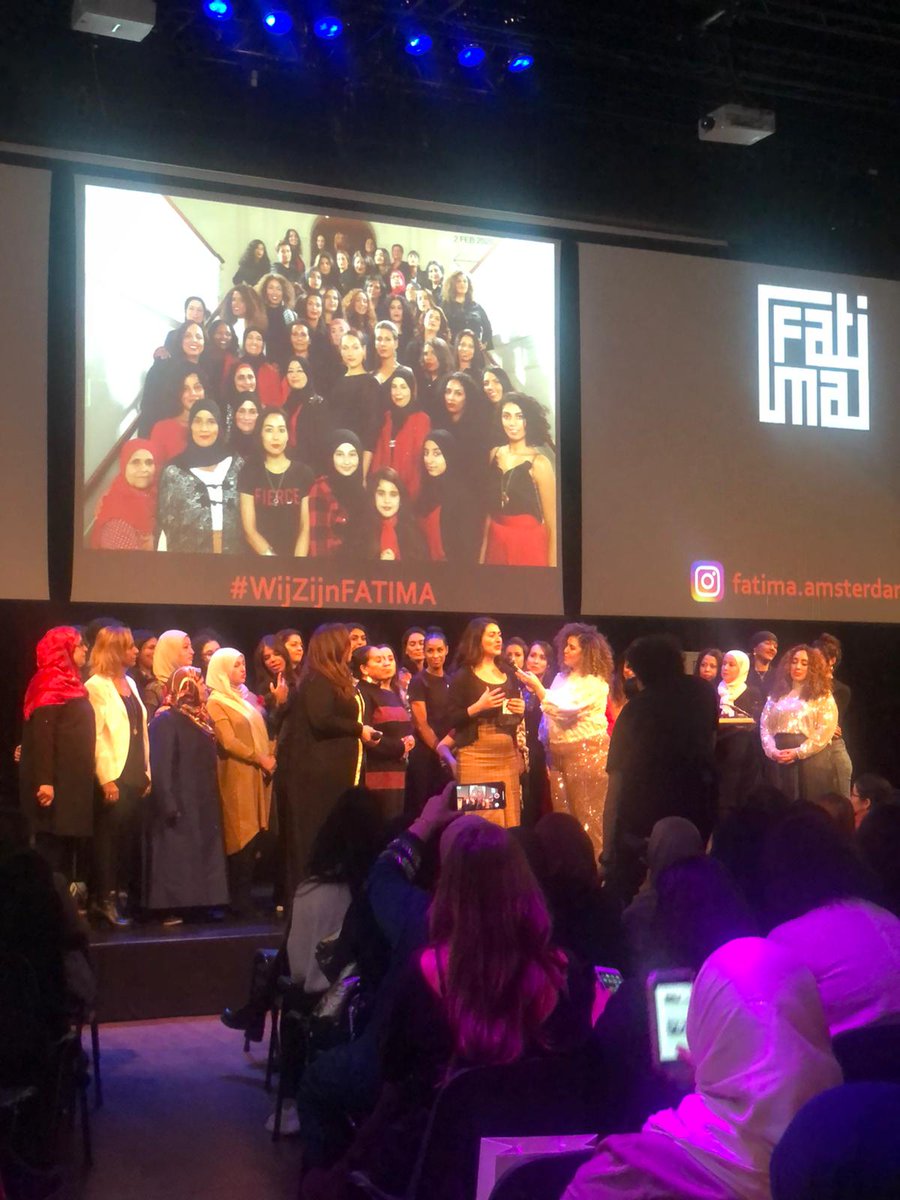 Alle powervrouwen op het podium voor een laatste spotlightmoment! #WijZijnFatima #50jaarmigratie