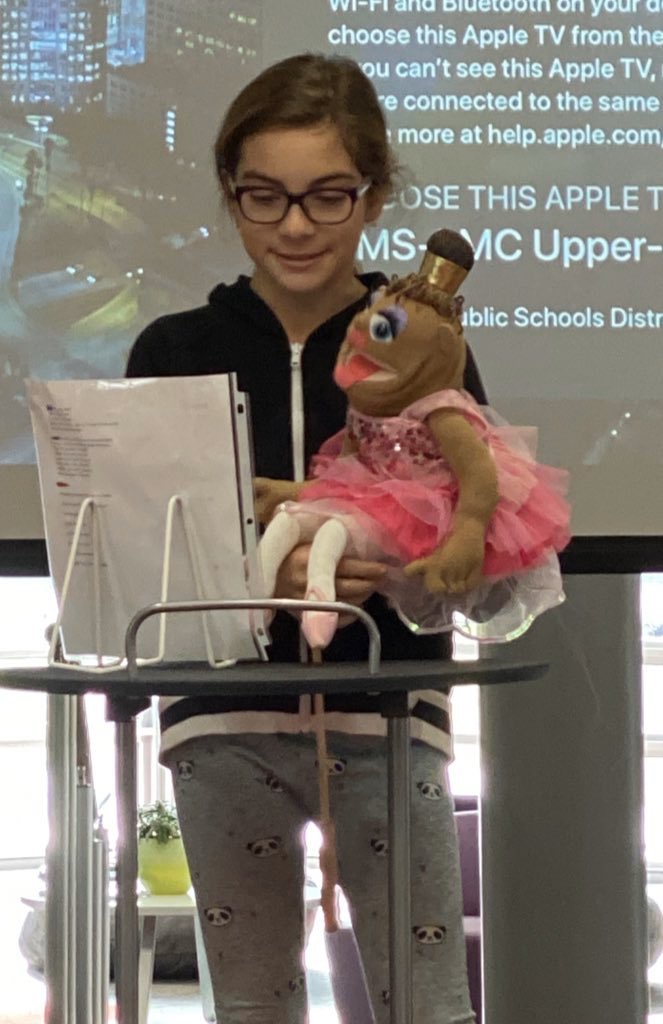 abiasiello's tweet photo. Ventriloquism, original art, singing, dancing... We had it all at today’s #FirstFridaysOpenMic! My day was significantly brighter because of these kids. Creative communities connect and inspire. #engage109 #SMSpride 💕🎨🎭🎤 https://t.co/eckZ1naVYK