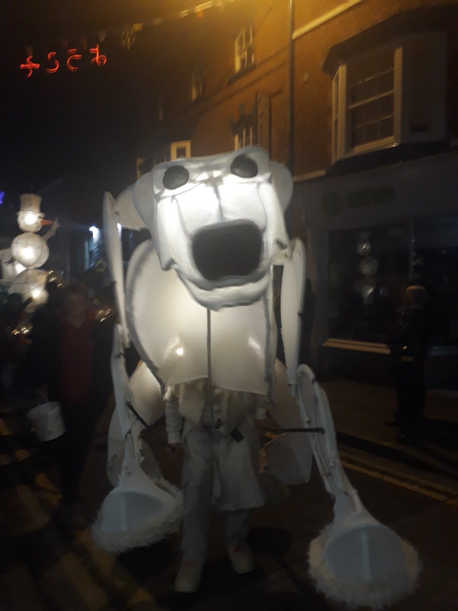 CliveBronydd's tweet image. Thanks for being part our Lantern event
@gorsaf Aberteifi, Carnival committee , Barley Saturday/Show 
@theatrbydbychan &amp;amp; volunteers
Sea Scouts, Town Council
@CardiganCastle  Town Traders, Local schools @CFFIPenparc &amp;amp; people of Cardigan 👏🏻
@TNLComFundWales
#CaruTeifi @visitwales