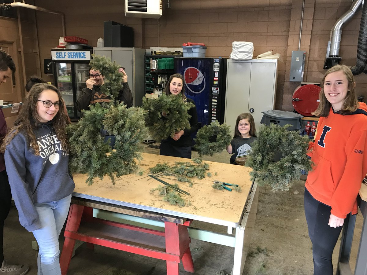 JacobMeisner's tweet photo. It was a βmake itβ kind of day in the ag room. Agronomy students developed pesticide labels of their choice. Ag Science students made cheese. And the horticulture class made wreaths! #learningtodo #teachag #handson #princespride #princeslearning https://t.co/x8fMSURy8n
