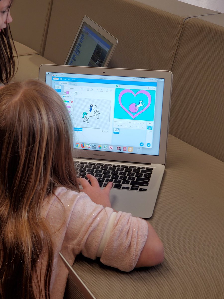 ElsieJohnsonIC's tweet image. #HourOfCode is just around the corner and these 3rd grade Ss are ready! @scratch #TechTimeWithMsDiBiase @CCSD93 @EJPrincipalD93 @ECJSchool #coding