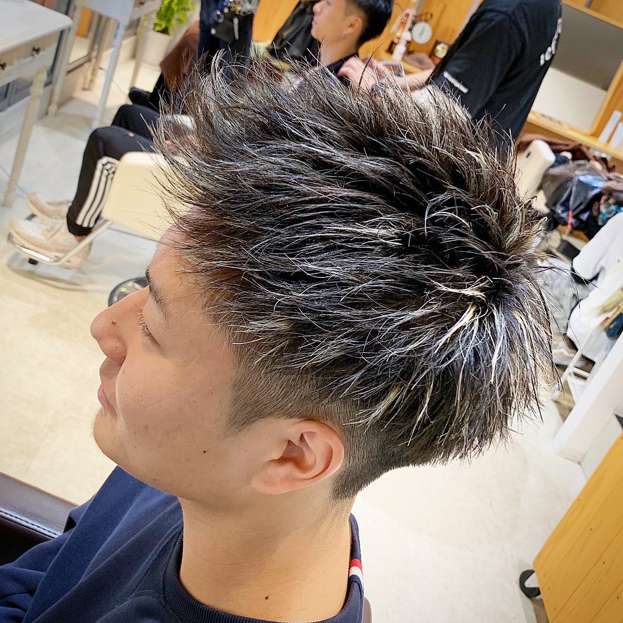 Twitter 上的 Roost Kamite メッシュカラー メッシュの本数で雰囲気を変えます メッシュカラー メッシュ ヘアスタイル メンズサロン 京都メンズサロン ヘアセット T Co Juk5er4r9j Twitter