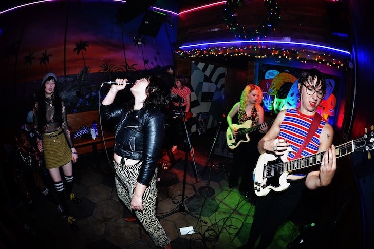 BrianMahar's tweet photo. PHOTOS: @SAILORPOONBAND at the Bends 12.4.19 https://t.co/ydtoYZhKgA @cl_tampabay @cl_music https://t.co/OTgVpbieN4