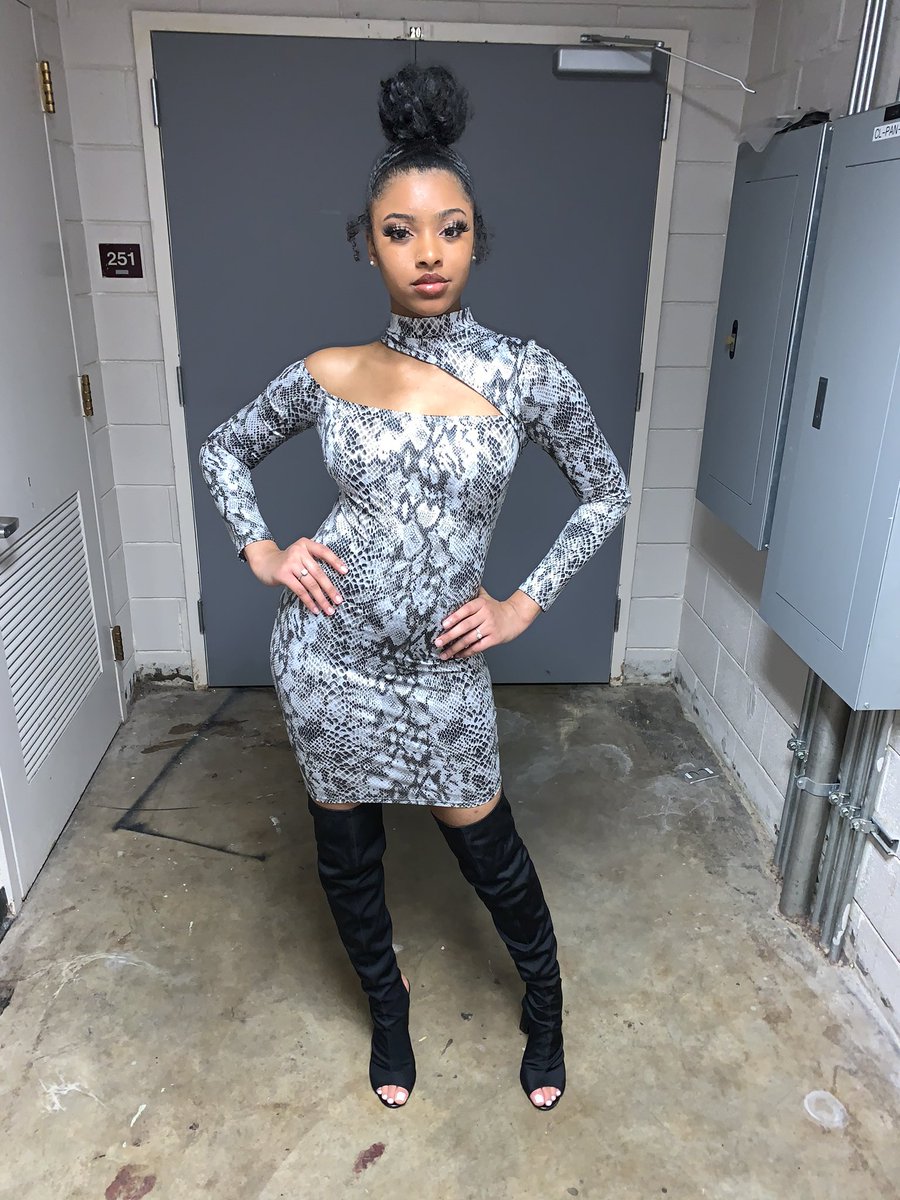 honeyxslim's tweet photo. They Like You Doing Too Much I’m Like Nah You Ain’t Doing Enough🔥 #MemphisModel #ClarksvilleModel #Runway #FootOnTheyNeckSeason #SHAREEEE #Maybelline #Covergirl #Runway #Fashion #Model #Modelswanted #UpcomingModel
Follow me on IG: @honeyxslim
Add me on SC: @melllowyellow15 https://t.co/Par1cLAQZs