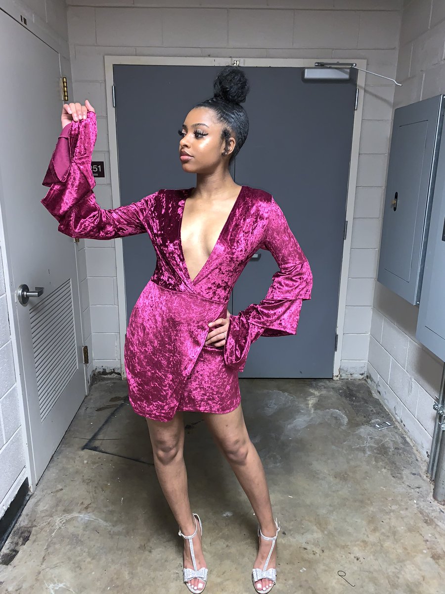 honeyxslim's tweet photo. They Like You Doing Too Much I’m Like Nah You Ain’t Doing Enough🔥 #MemphisModel #ClarksvilleModel #Runway #FootOnTheyNeckSeason #SHAREEEE #Maybelline #Covergirl #Runway #Fashion #Model #Modelswanted #UpcomingModel
Follow me on IG: @honeyxslim
Add me on SC: @melllowyellow15 https://t.co/Par1cLAQZs