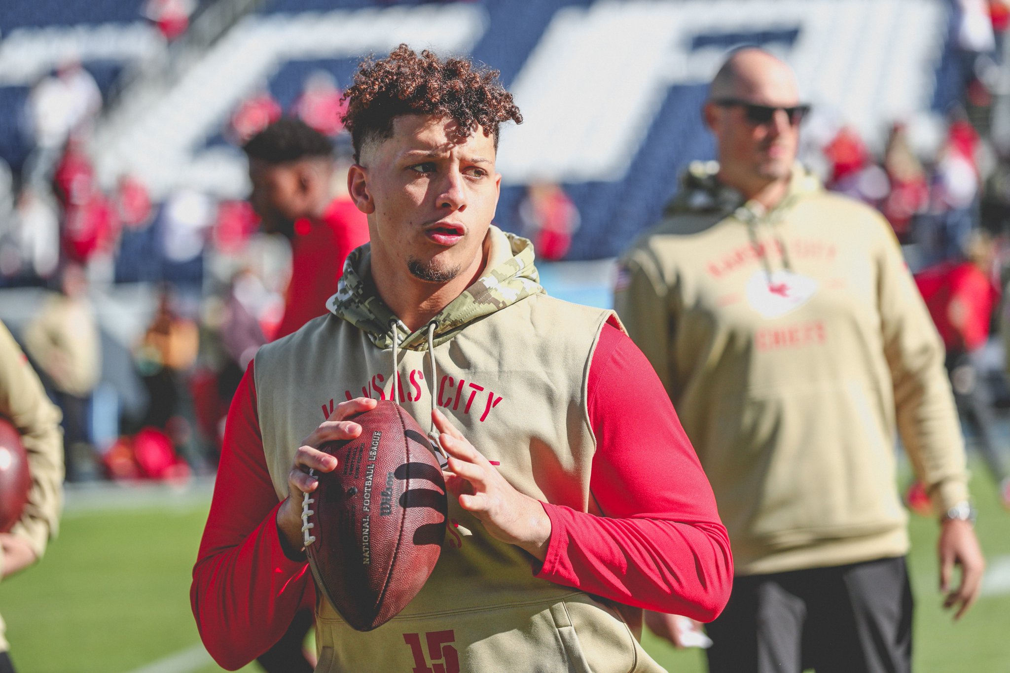 chiefs salute to service hoodie 2019