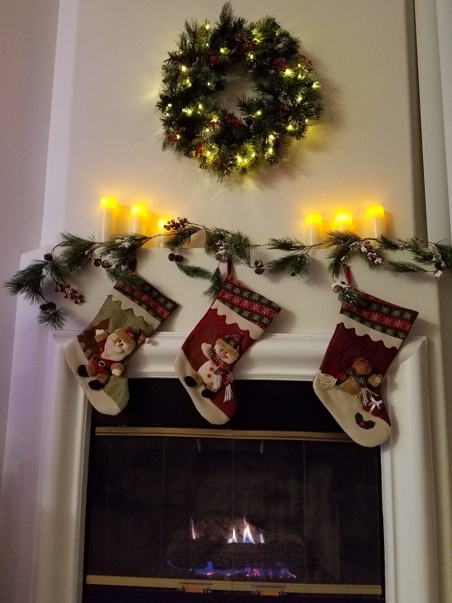 BESTDAMNDEALS tweet media