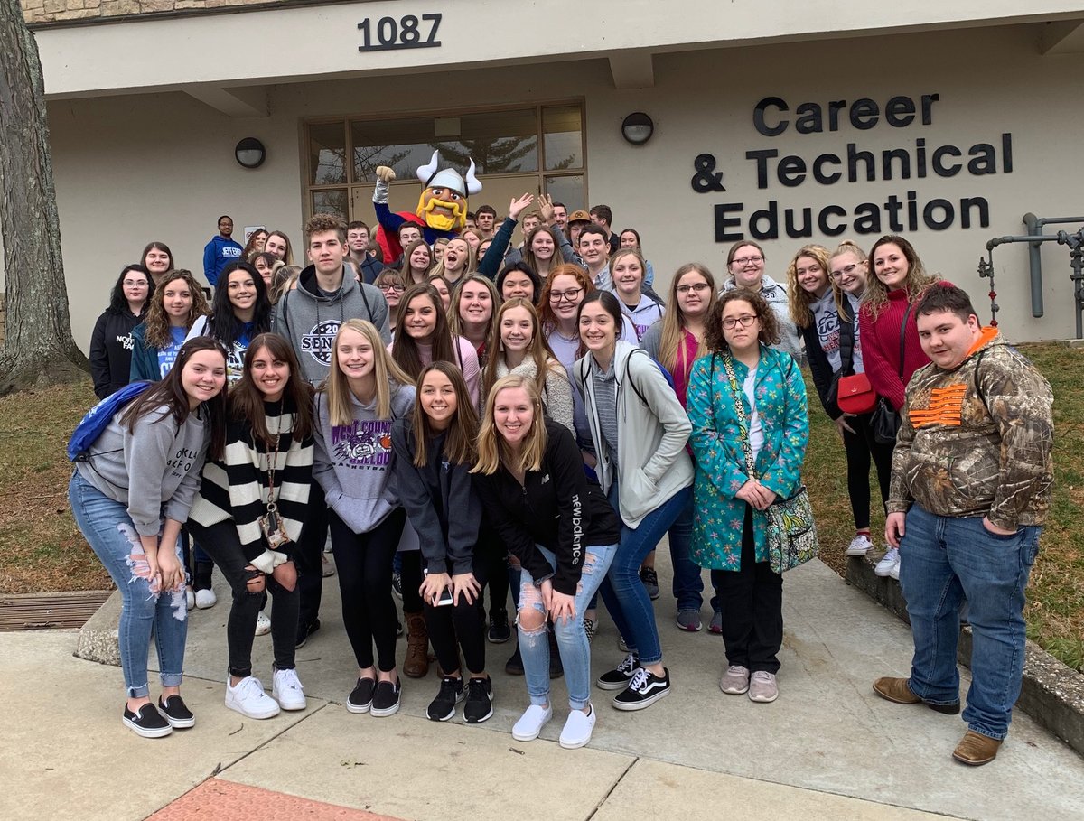 GoJeffco's tweet image. Today, we welcomed over 50 students from @westcor4 High School (Go Bulldogs!) to campus! Students explored the Vet Tech, Nursing, CIM &amp;amp; Health Occupations programs. They also toured the Library &amp;amp; stopped by the Academic Success Center. #CollegeVisit
